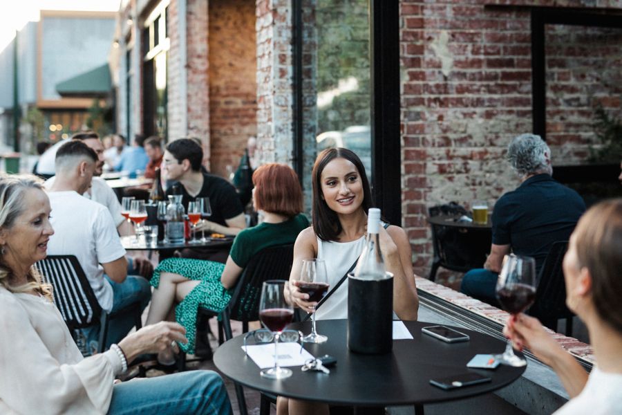 Guests al fresco at Perth's Besk