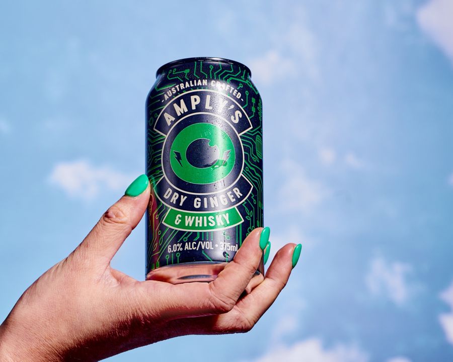 Can of  Amply’s Dry Ginger and Whisky