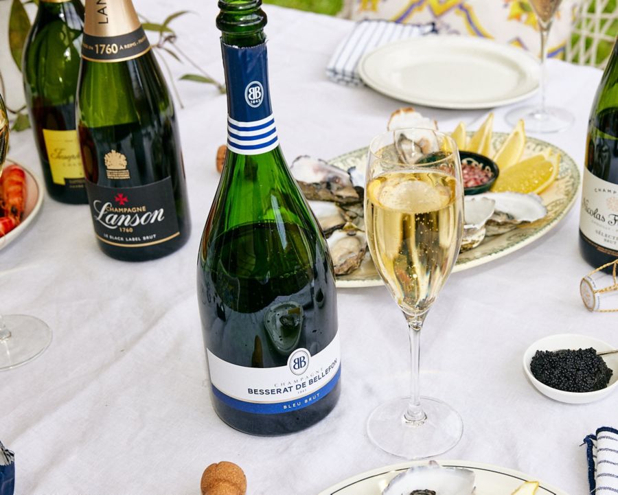The Besserat de Bellefon Bleu Brut Champagne with oysters
