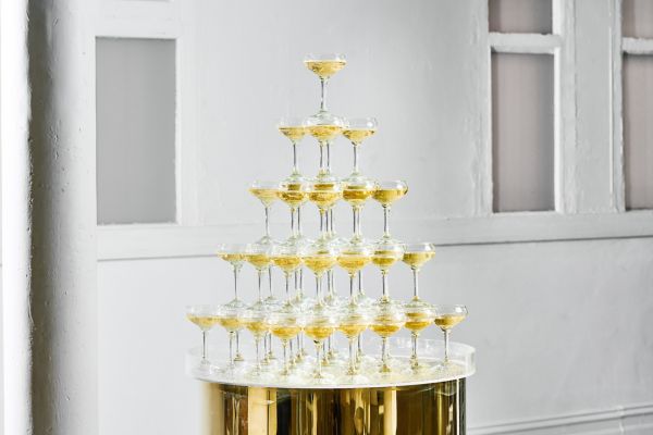 How to build a Champagne tower