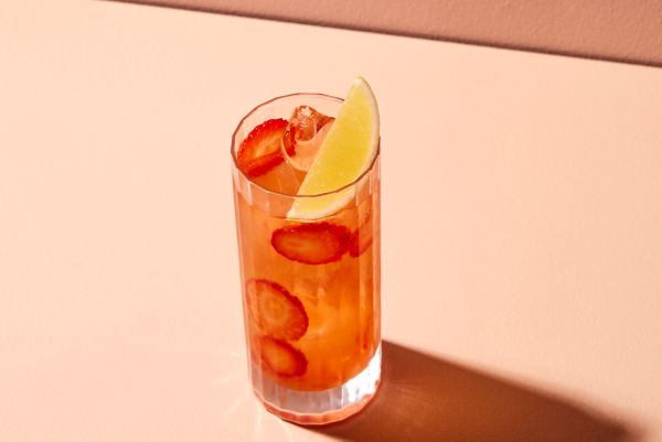 Non-Alcoholic Kentucky Buck cocktail recipe
