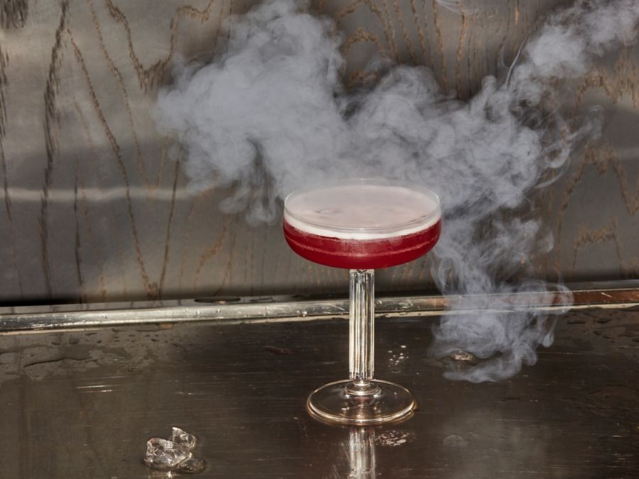 Cocktail with dry ice