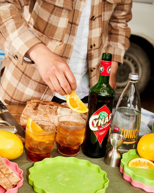 Thi mixing Cynar drink