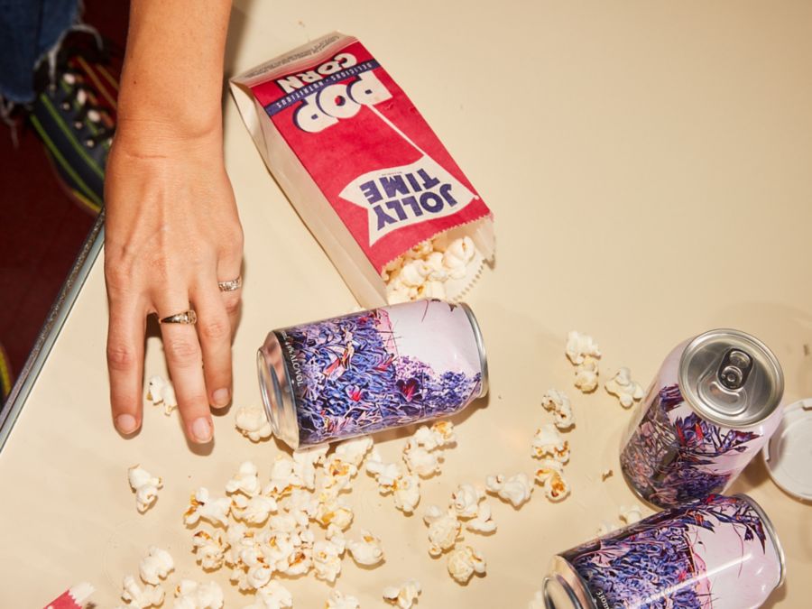 The Oakridge Garden Gris Piquette in a can