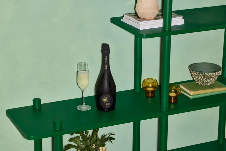 Distant South Tasmanian Sparkling bottle