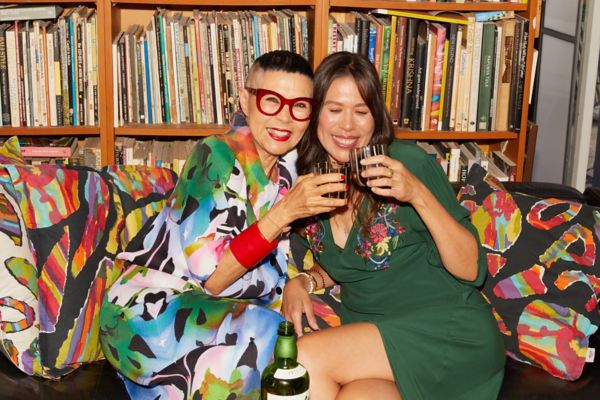  Alongside her daughter Grace, Jenny enjoys a day full of Sydney’s best sushi, Champagne and generations of amazing food memories. 
