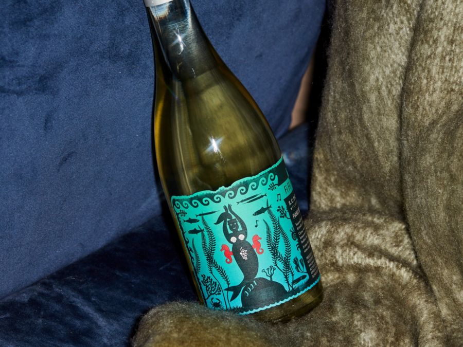 A bottle of the SC Pannell Fiano