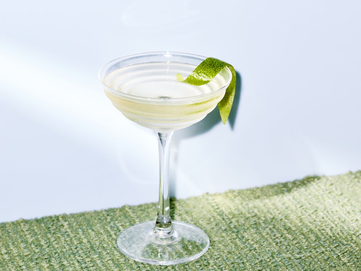  Elderflower Martini cocktail recipe