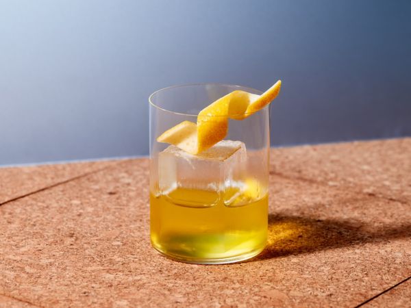 3. Yellow Negroni cocktail recipe