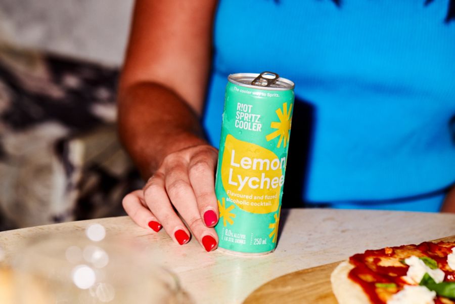 Riot Spritz Lemon Lychee Cans