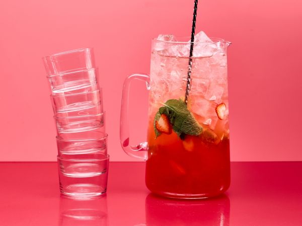 1. Sparkling Strawberry Punch