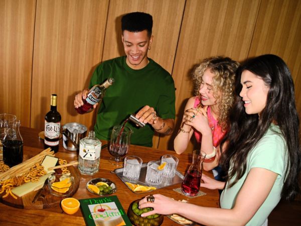 Blueprint: How to throw a killer cocktail night with friends