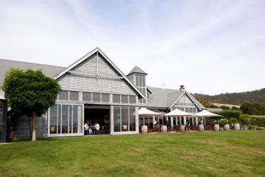 Top 5 Wineries in Around Hobart Tasmania Must Visit List