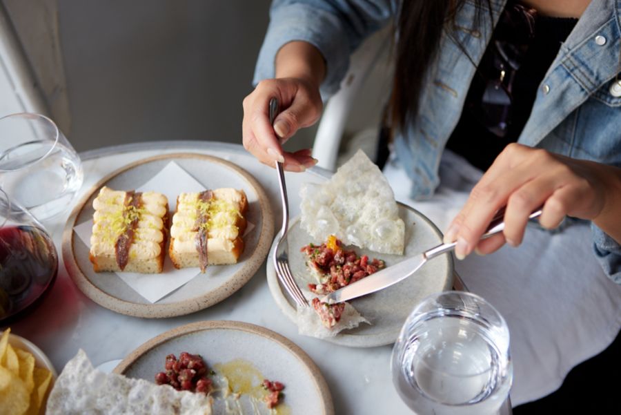 Best Things to Do in Hobart, Tasmania (Food, Wine, Culture & more