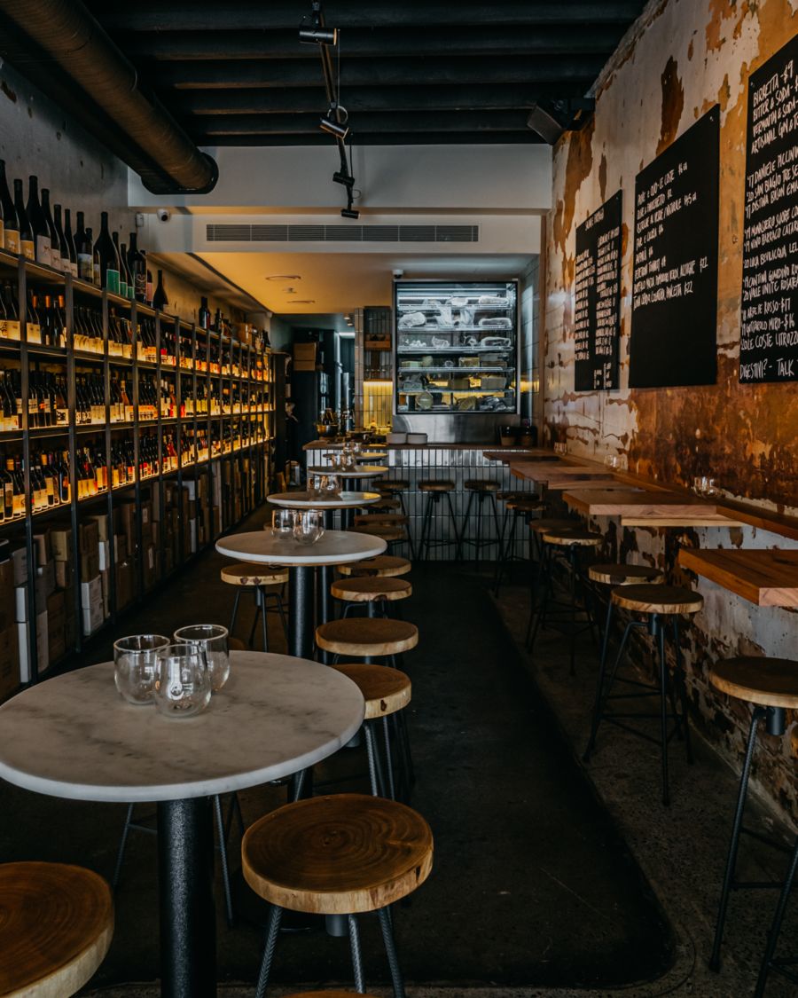 Paski Vineria Popolare Bar Interiors