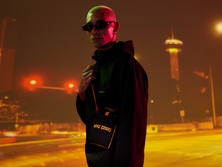 You: Love, love, love this, BWS! Give it to me immediately. 