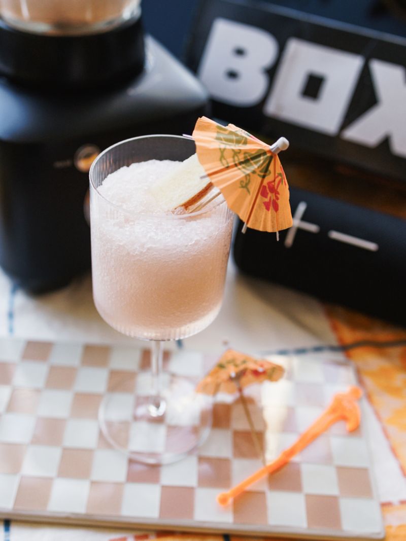 Turning G Flip’s alcoholic juice BOX into a frozen cocktail 