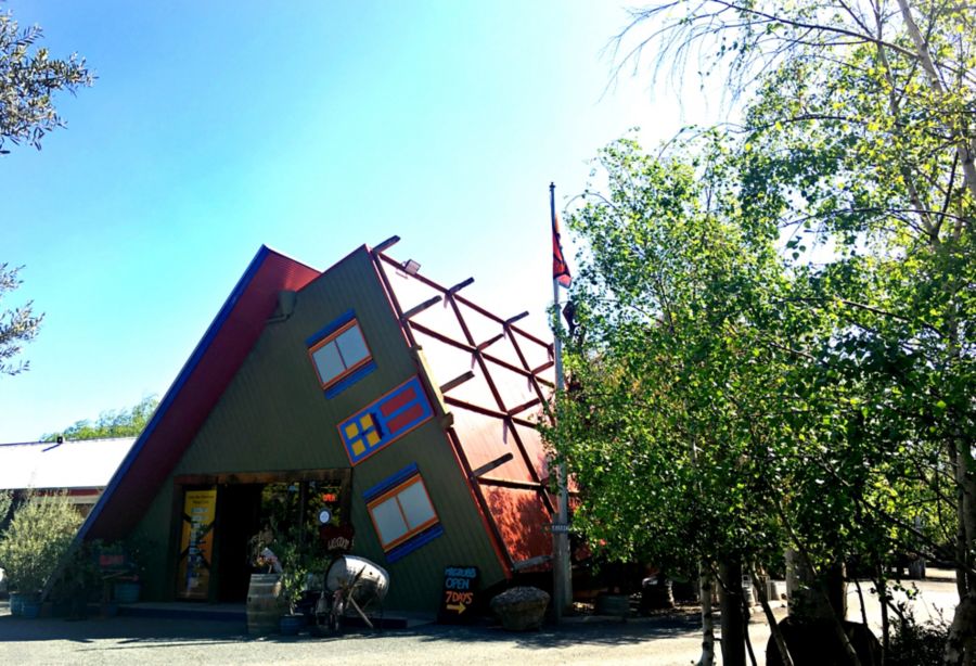 The cellar door at Oakdene Vineyards 