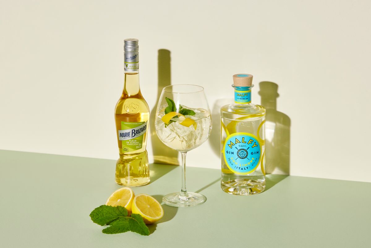 The Elderflower Spritz, or Hugo Spritz, with core ingredients