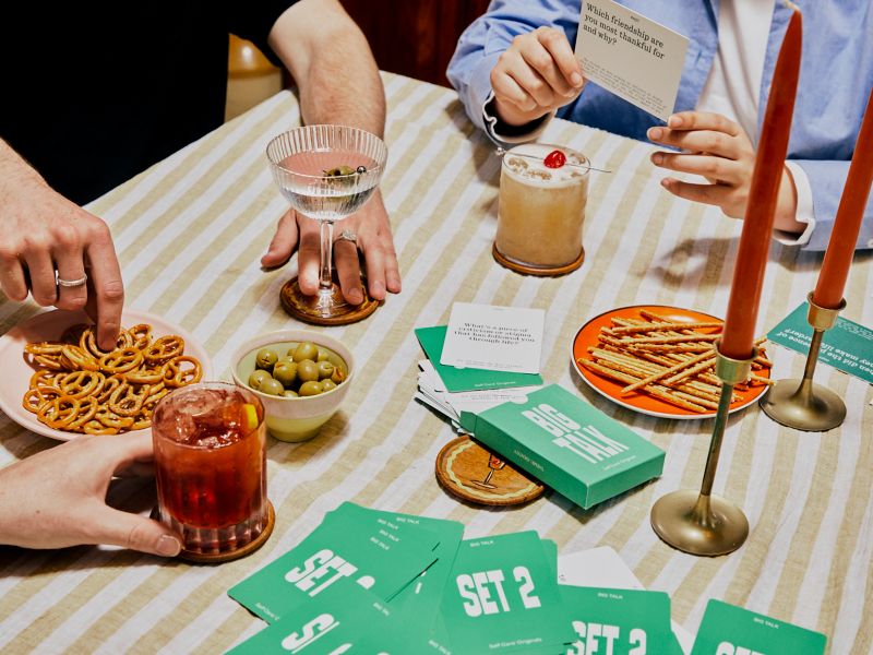 How to have meaningful conversations over cocktails