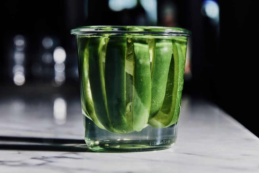 Gin infusing with green capsicum 