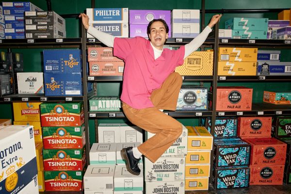 Watch: Louis Hanson gets the perfect presents for the perfect price