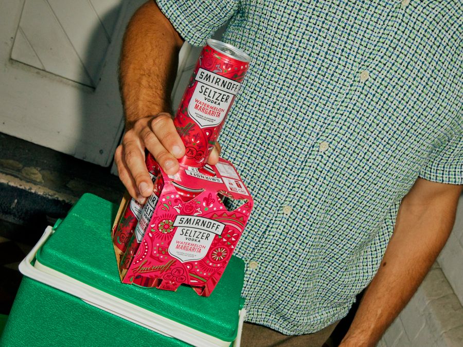 5 Best Canned Cocktails for Fancy Picnics (ReadytoDrink Premixed