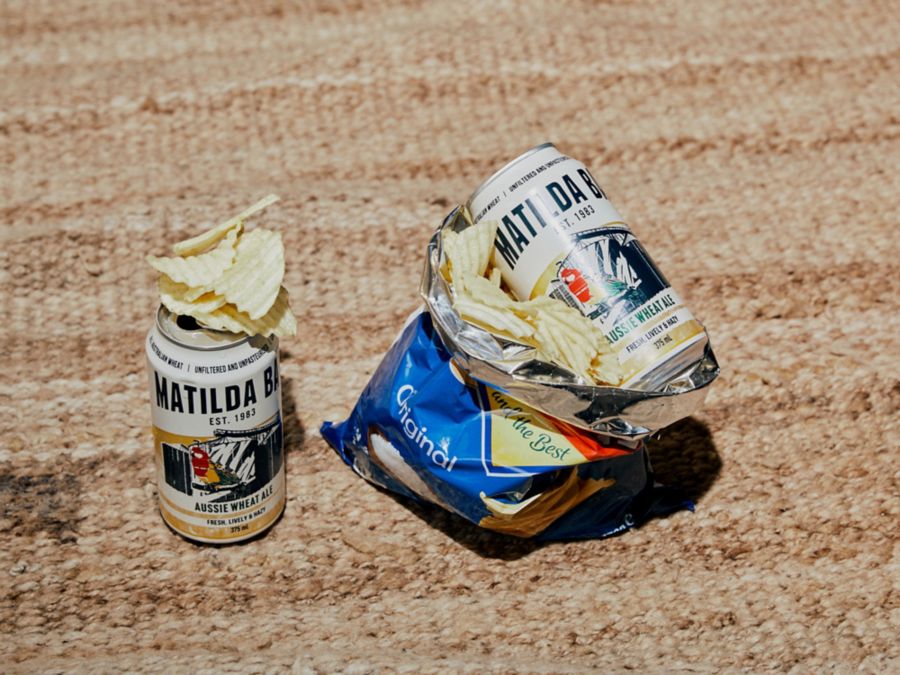 Matilda Bay Aussie Wheat Ale with Smiths Crisps Original 