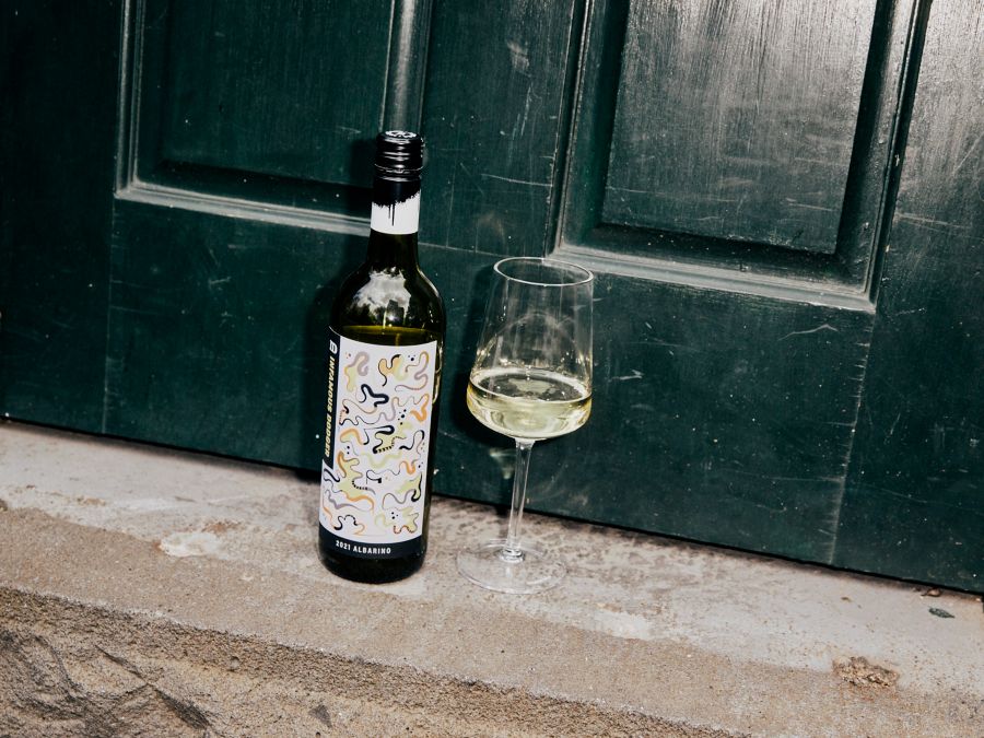 Infamous Dodger Albariño - A rich in flavor and tasty wine with fruity hints