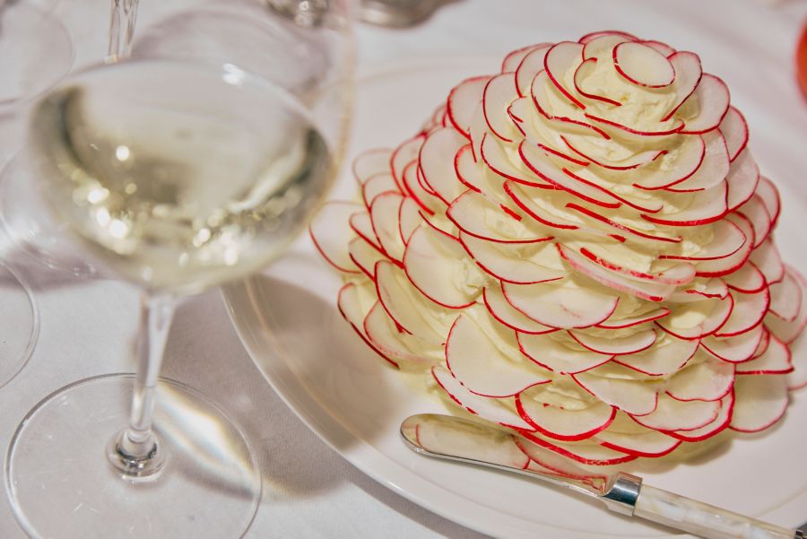 Drinks and snacks at an engagement party at home