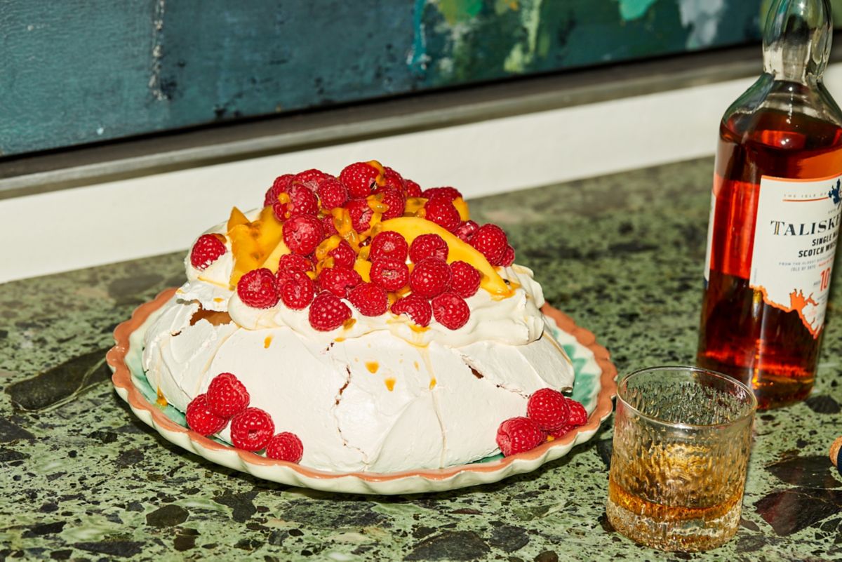 Pavlova and whisky