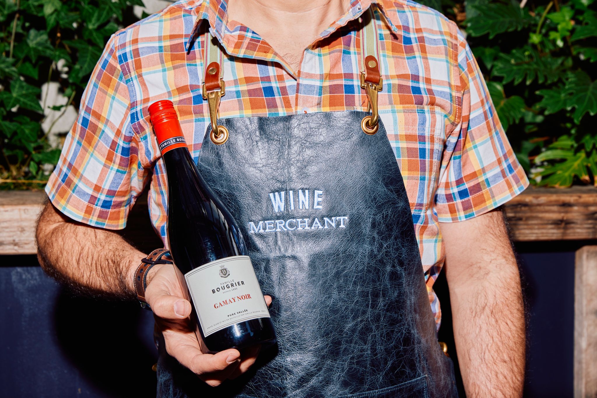 Famille Bougrier Gamay - A fresh and fruity wine that taste well with rosted chicken  