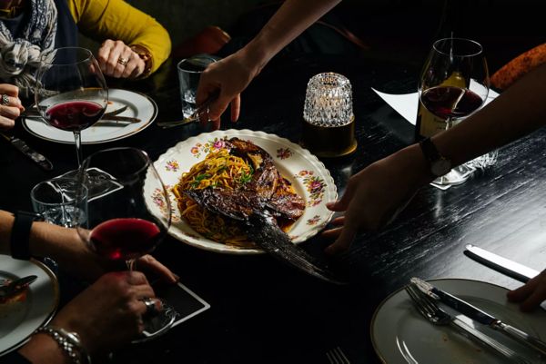  A place for casual catch-ups, great food, and drinks in Melbourne. 
