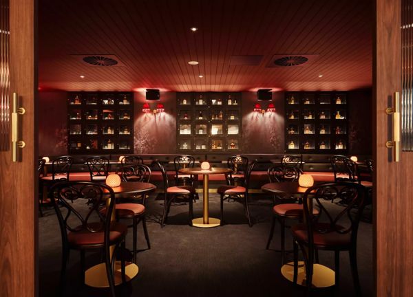  A specialist cocktail bar in a CBD basement, providing killer drinks with a jazz soundtrack. 
