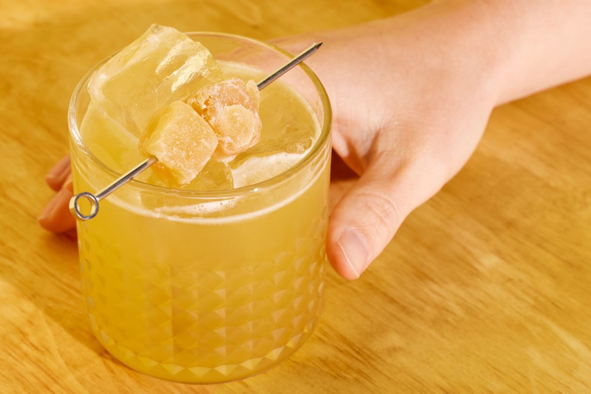 Holding a Penicillin cocktail