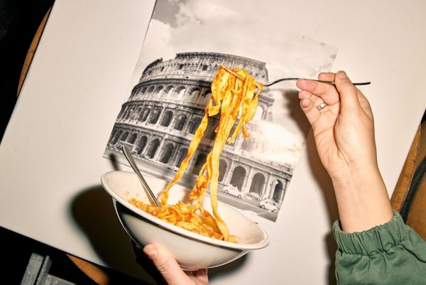  With a focus on tasty, seasonal produce, Coonawarra serves up a sensational selection of experiences for foodies. 
