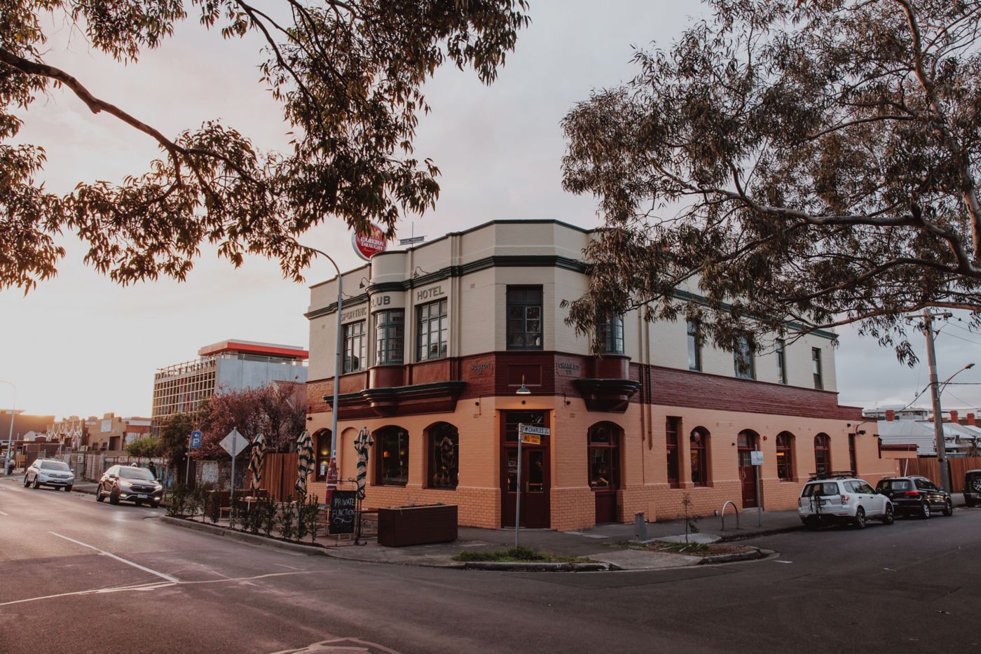 The exterior building of Sporting Club Hotel