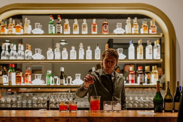 Rothwell’s Bar & Grill