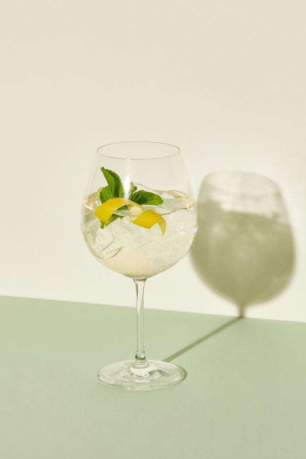 The Elderflower Spritz