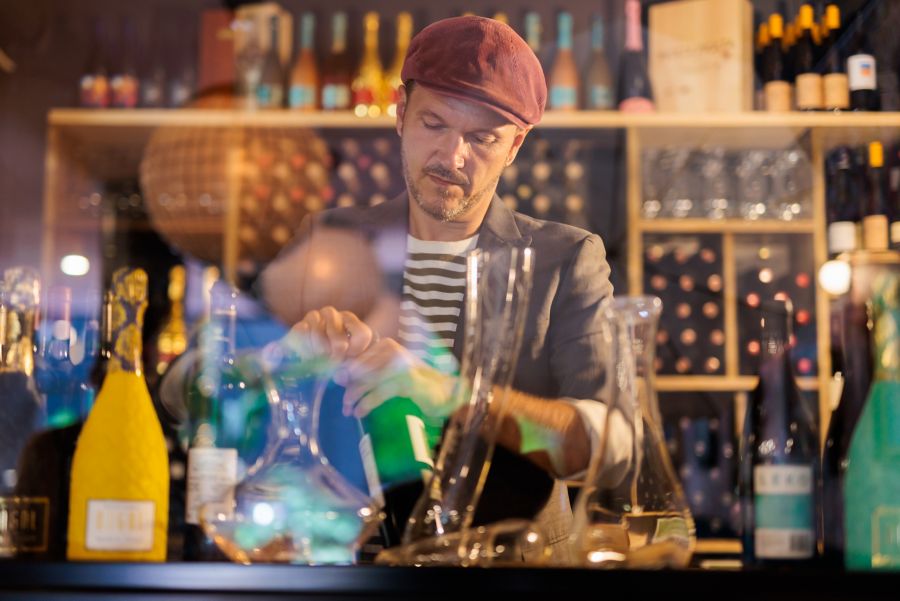 Image of the bar counter at Nudge Nudge Wink Wink