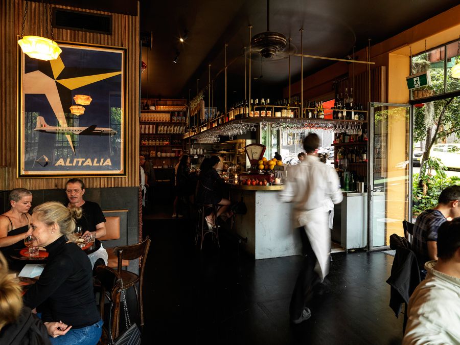 Inside Pellegrino 2000