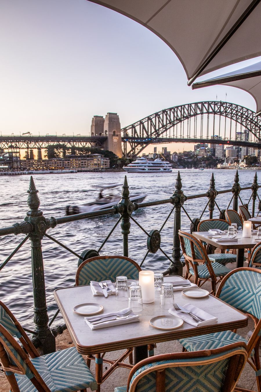 Whalebridge: An Outdoor Restaurant in Sydney (What Drinks to Order ...