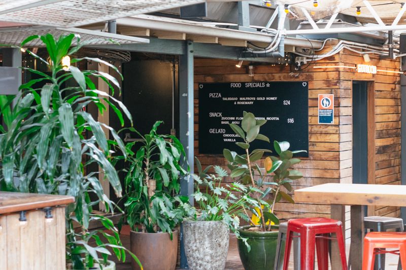 Outdoor ambience at Public House Petersham