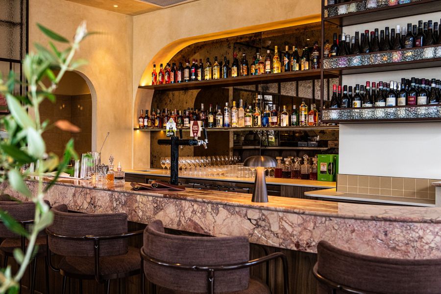 image of bar counter at Sasso