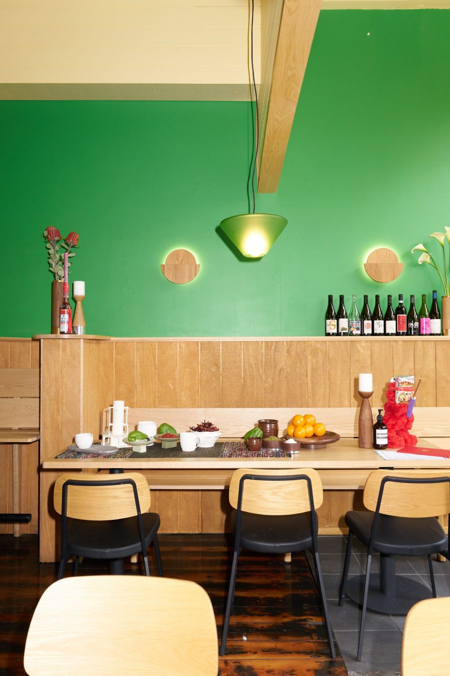 sitting area at smokelovers