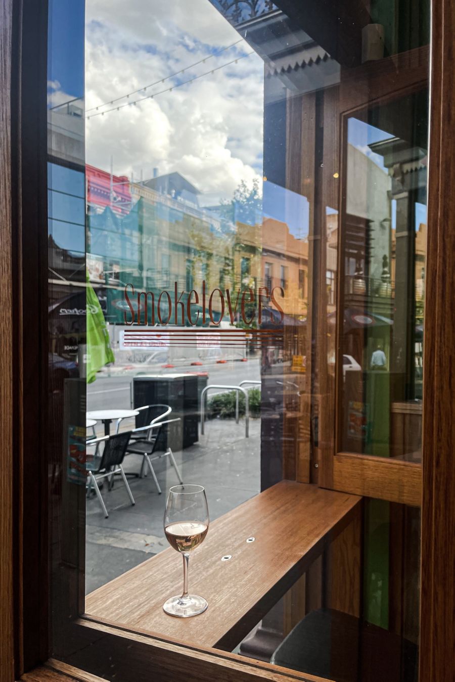 a glass of drink at smokelovers