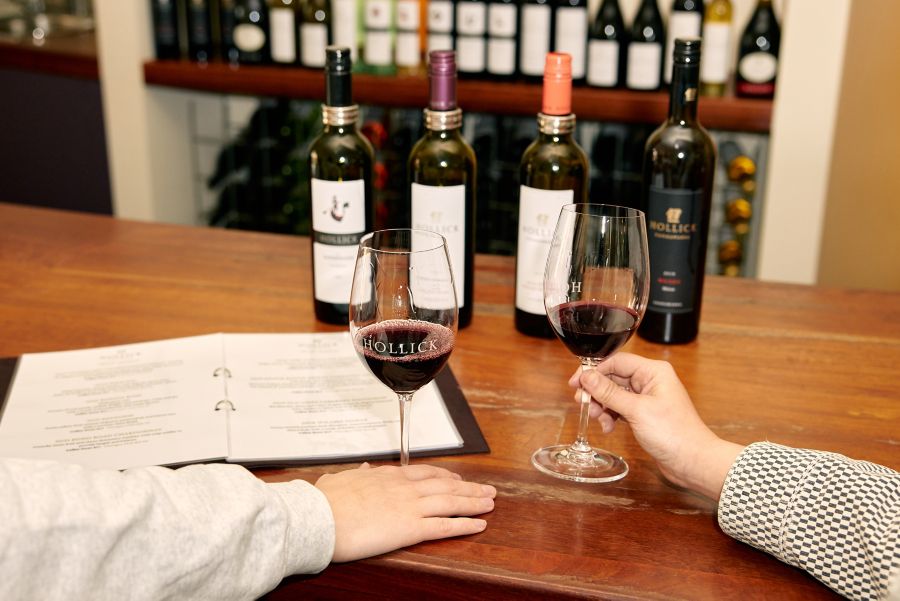 Drinks at Hollick Estates