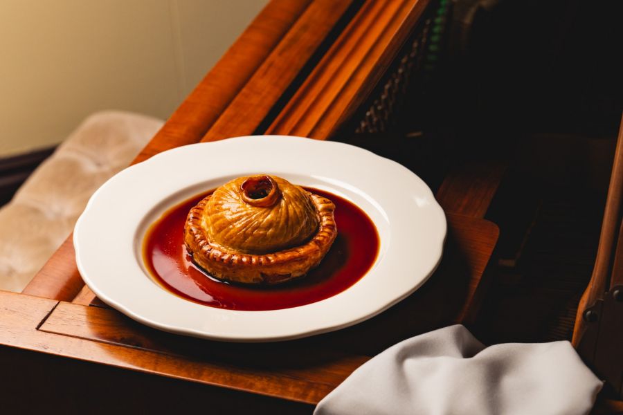 The beef Bourguignon pithivier at Naldham House 