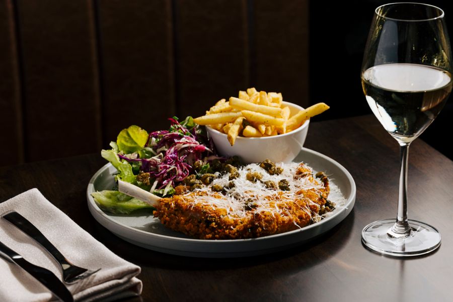 Food and drinks at morris house