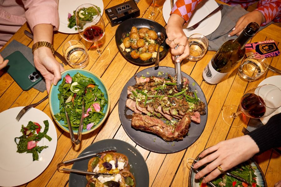 Food and drinks at bar